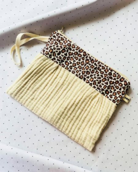 Breezi: Müslin Makyaj Çantası/ Fermuarlı Mini