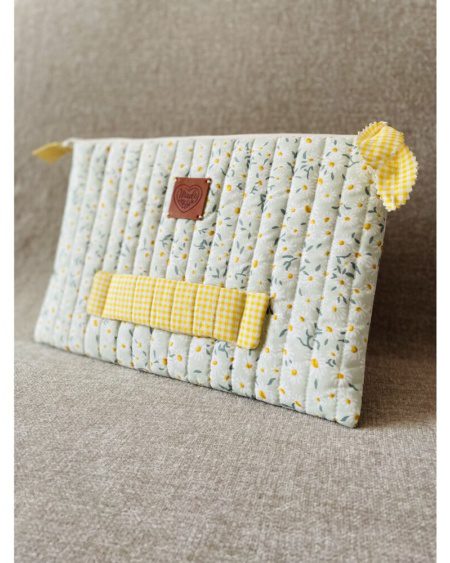 Minoa 03: Kapitoneli Pamuklu Tablet Kılıfı – Fermuarlı, Taşıma Kulplu | el yapımı çanta